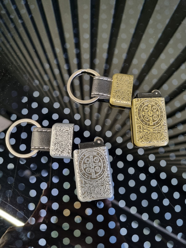 فندک جاسوئیچی سنگی برنجی و سیلور مات